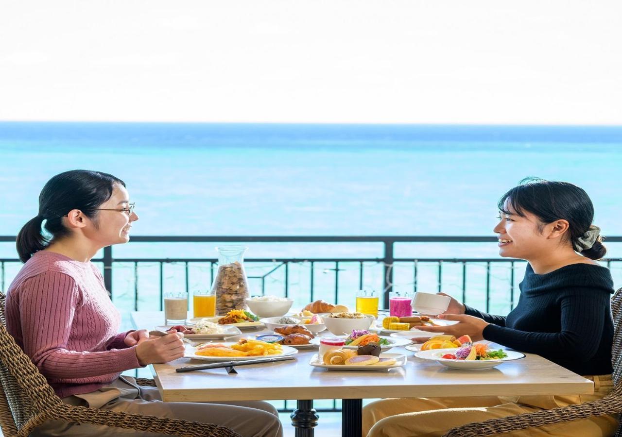 منتجع وسبا فندق مونتيري أوكيناوا أونا المظهر الخارجي الصورة A breakfast at the hotel